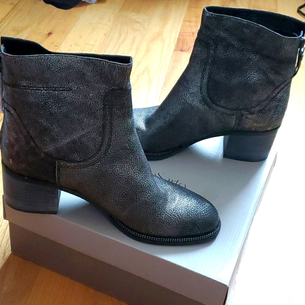 Back Zip Leather Boot